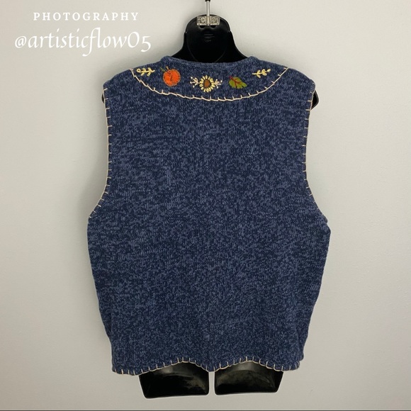 NEW! White Stag Fall Scarecrow Zip Up Sweater Vest - Picture 4 of 6